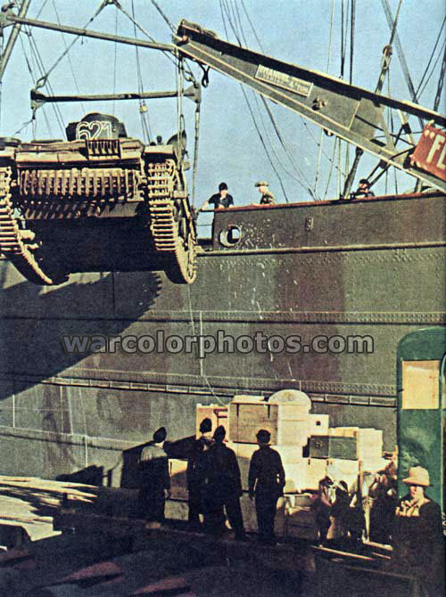 Unloading tanks in Tripoli